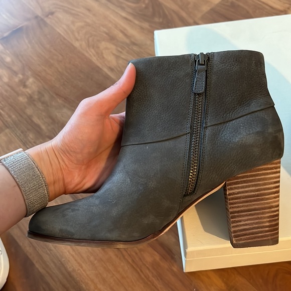 Cole Haan Cassidy gray leather ankle boots - Picture 5 of 7